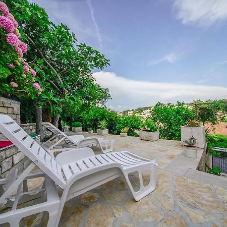 Apartman Mate Splitska Bagian luar foto