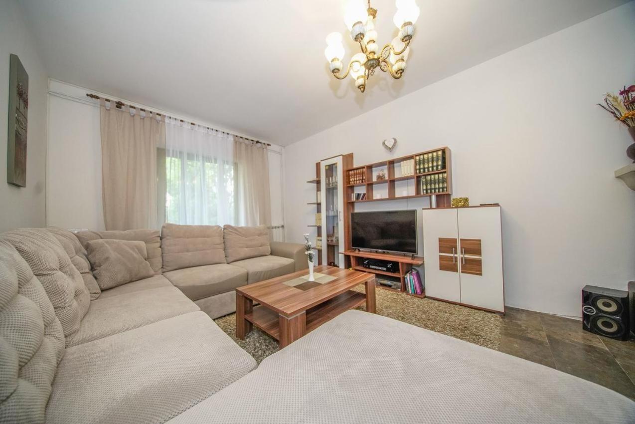Apartman Mate Splitska Bagian luar foto