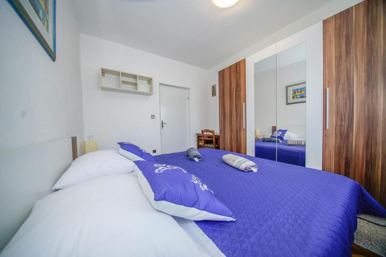 Apartman Mate Splitska Bagian luar foto